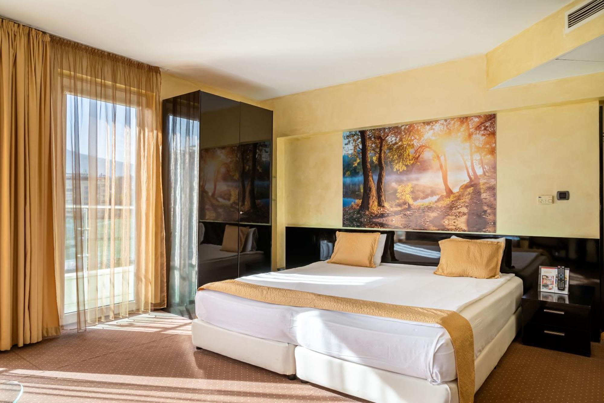 Europe Hotel Sofia Exteriör bild