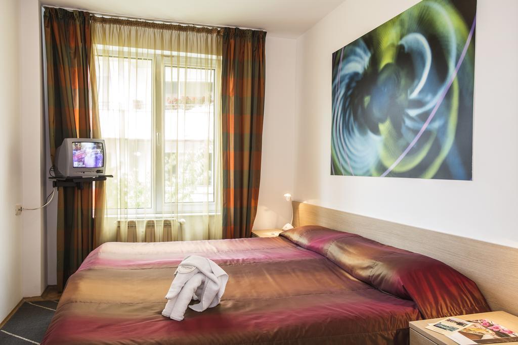 Europe Hotel Sofia Exteriör bild